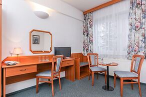 Hotel Astra