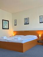 Hotel Astra