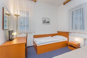 Hotel Astra