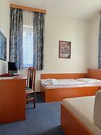 Hotel Astra