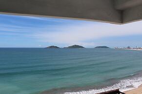Hotel Playa Marina