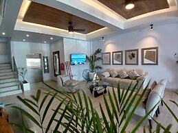 Hotel & Suites Las Palmas