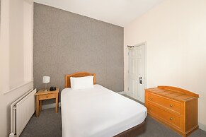 County Hotel