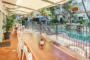Coral Tree Inn