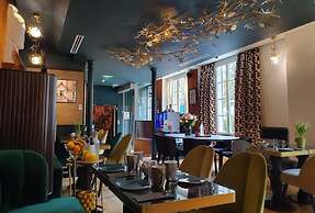 ELSA, Hôtel Paris