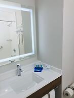 Holiday Inn Express Fremont-Milpitas Central by IHG
