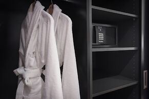 Adula Hotel