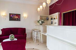 Hotel Queen Mary Paris