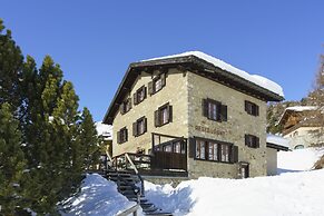Suvretta House
