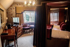 Langshott Manor