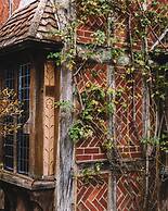 Langshott Manor