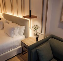 H10 Puerta de Alcalá 4* Sup