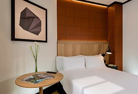 H10 Puerta de Alcalá 4* Sup