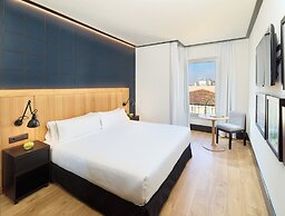 H10 Puerta de Alcalá 4* Sup