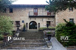 Hotel Luze El Toro
