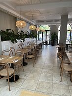 Hotel Alexandra