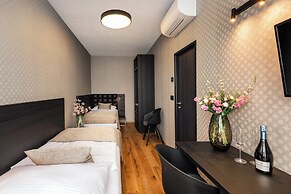 Aida Hotel