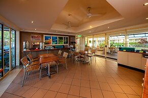 Cairns Queens Court