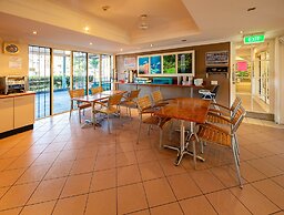 Cairns Queens Court