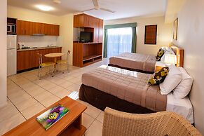 Cairns Queens Court