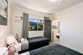 Cairns Queens Court