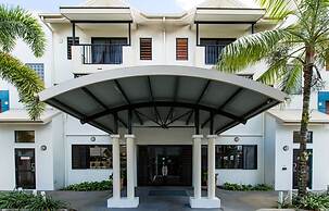 Cairns Queens Court