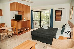 Cairns Queens Court