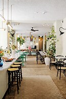 Coco Hotel