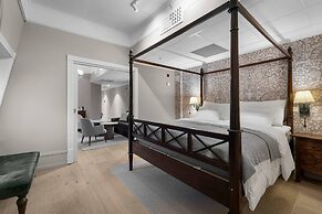 Home Hotel Bastion