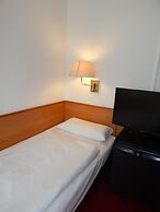 Montree Hotel