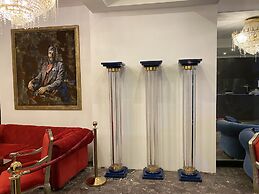 Montree Hotel