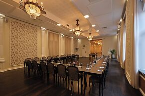 First Hotel Grand Odense