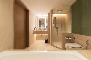 Pullman Phuket Karon Beach Resort