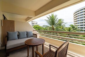 Pullman Phuket Karon Beach Resort