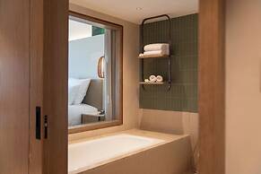 Pullman Phuket Karon Beach Resort