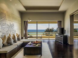 Pullman Phuket Karon Beach Resort
