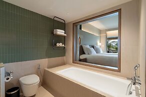 Pullman Phuket Karon Beach Resort
