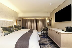 Vineyard Hotel