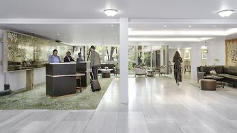 Vineyard Hotel