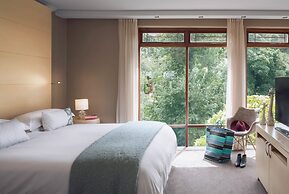 Vineyard Hotel