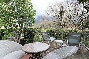 Vineyard Hotel