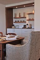 Vineyard Hotel