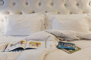Vineyard Hotel
