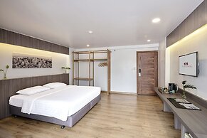TK Palace Hotel & Convention
