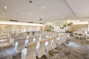 TK Palace Hotel & Convention
