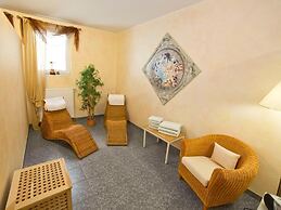 Fairway Hotel