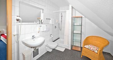 Fairway Hotel