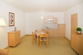 Fairway Hotel