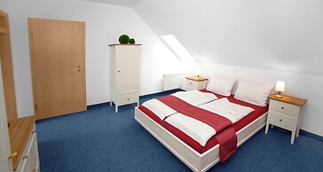 Fairway Hotel
