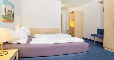 Fairway Hotel